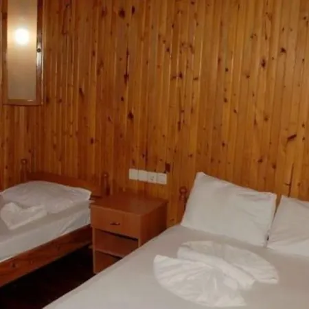 Toll Hotel
